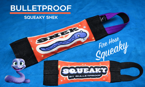 Snek Fire Hose Squeaker Pocket Tug